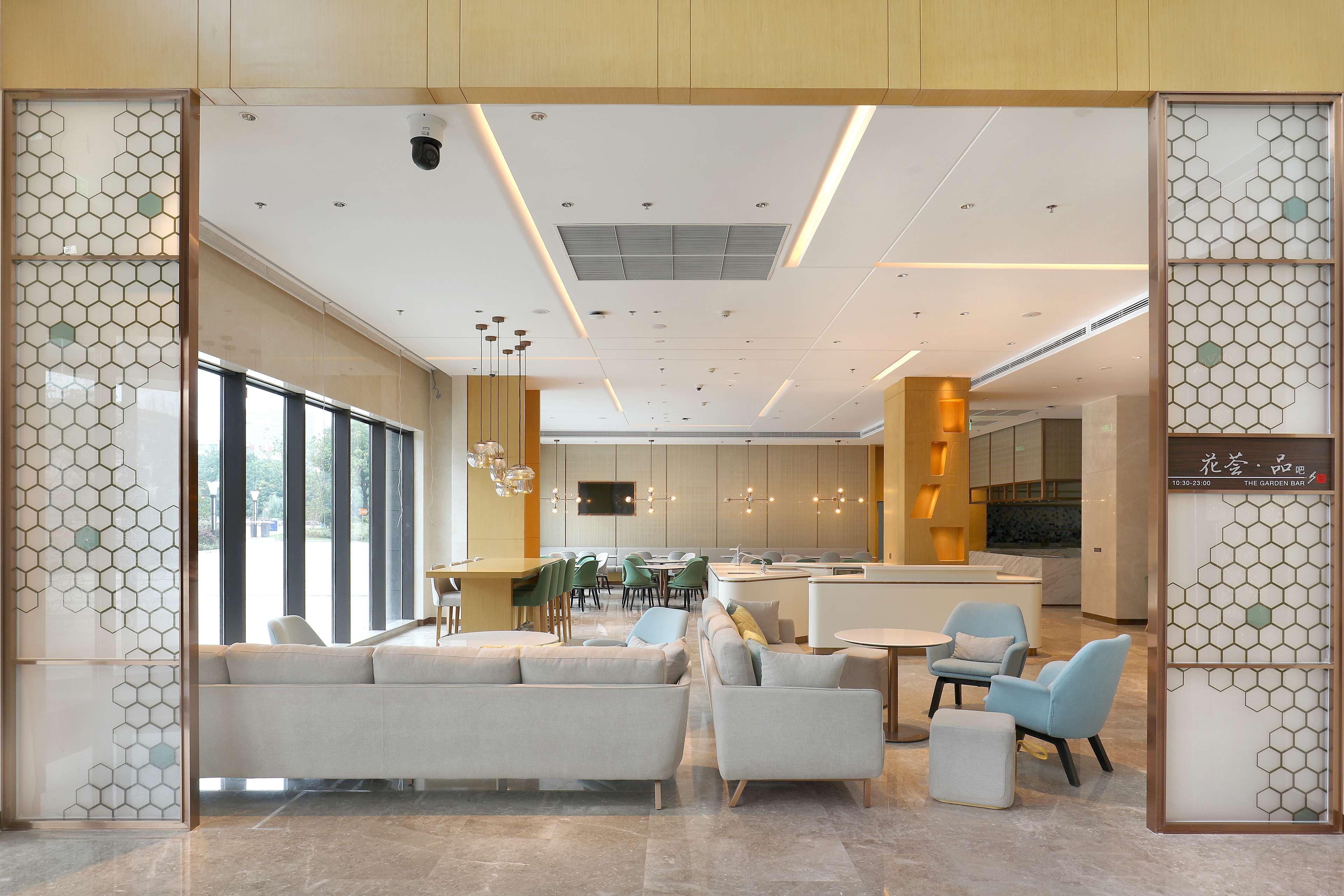 Hilton Garden Inn Changzhou Xinbei Экстерьер фото